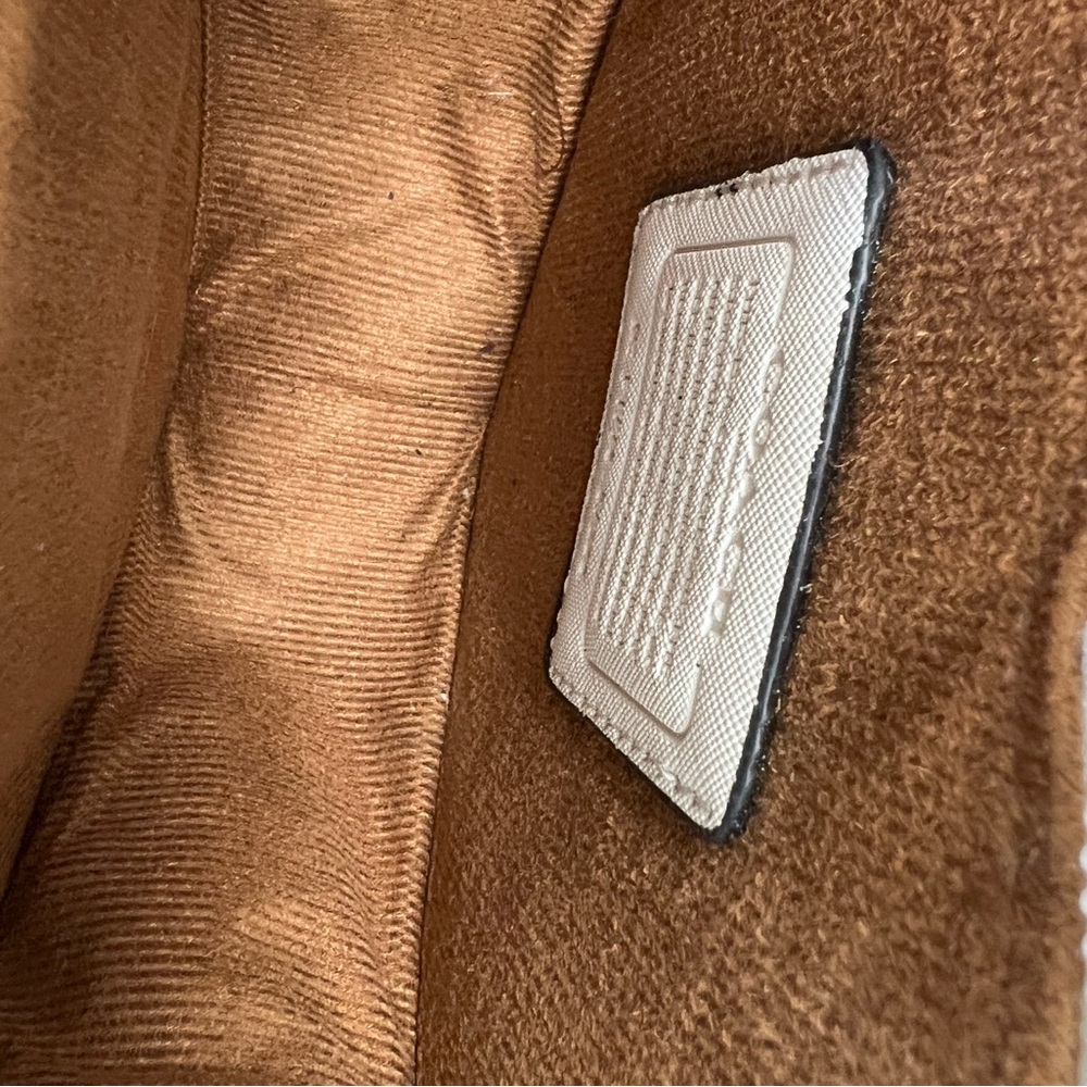 Coach Heart-Shaped Cherry crossbody bag - Picture 8 of 8